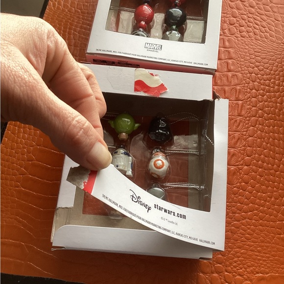 Marvel and Star Wars Mini Christmas Ornaments Set Hallmark - Picture 3 of 4